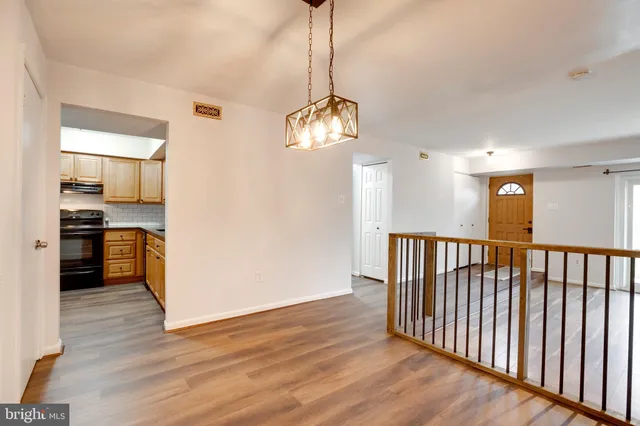 $2,100 | 6421 Birch Leaf Court, Unit 36A, Burke, VA 22015