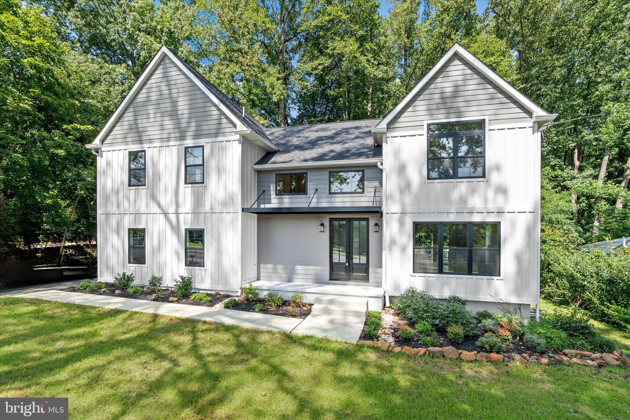 Welcome to 276 W Chestnut Hill Rd!