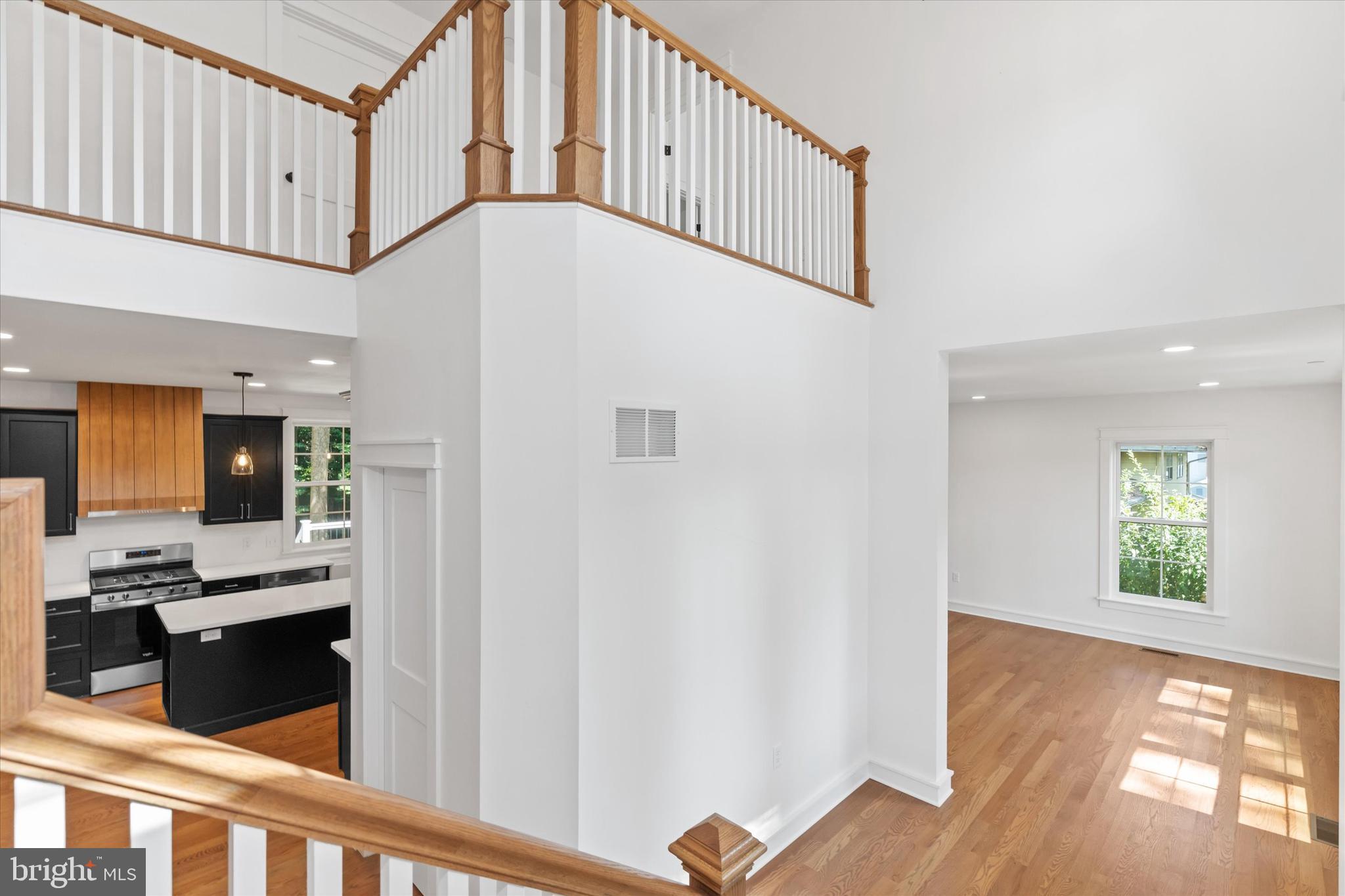 276 West Chestnut Hill Road Newark, DE 19713 - Photo 21 of 62 View from Stairs