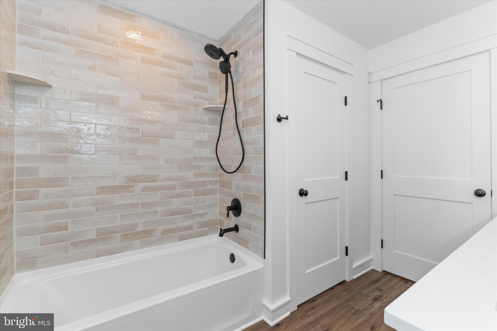 276 West Chestnut Hill Road Newark, DE 19713 - Photo 39 of 62 Hall Bathroom