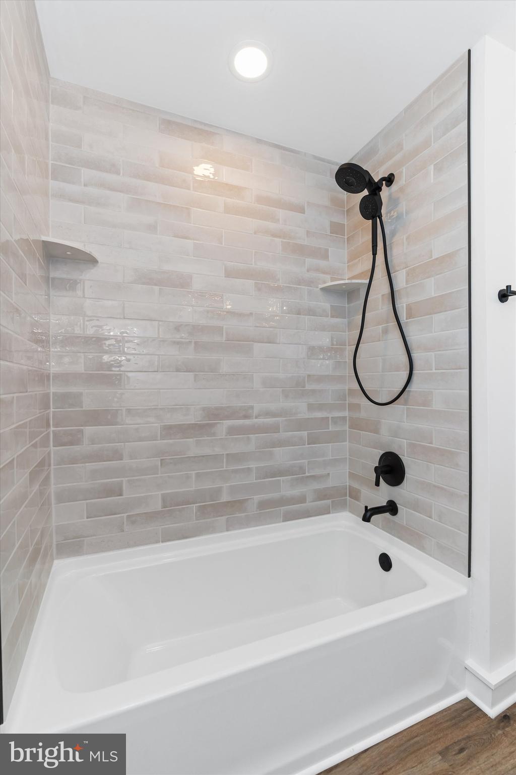 276 West Chestnut Hill Road Newark, DE 19713 - Photo 40 of 62 Hall Bathroom