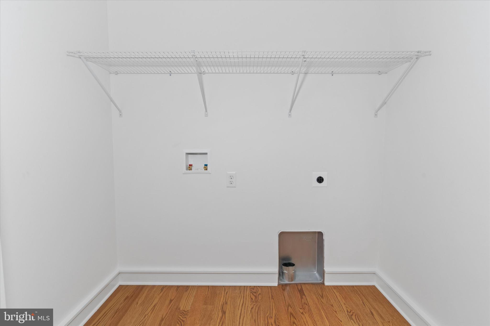 276 West Chestnut Hill Road Newark, DE 19713 - Photo 43 of 62 Upstairs Laundry