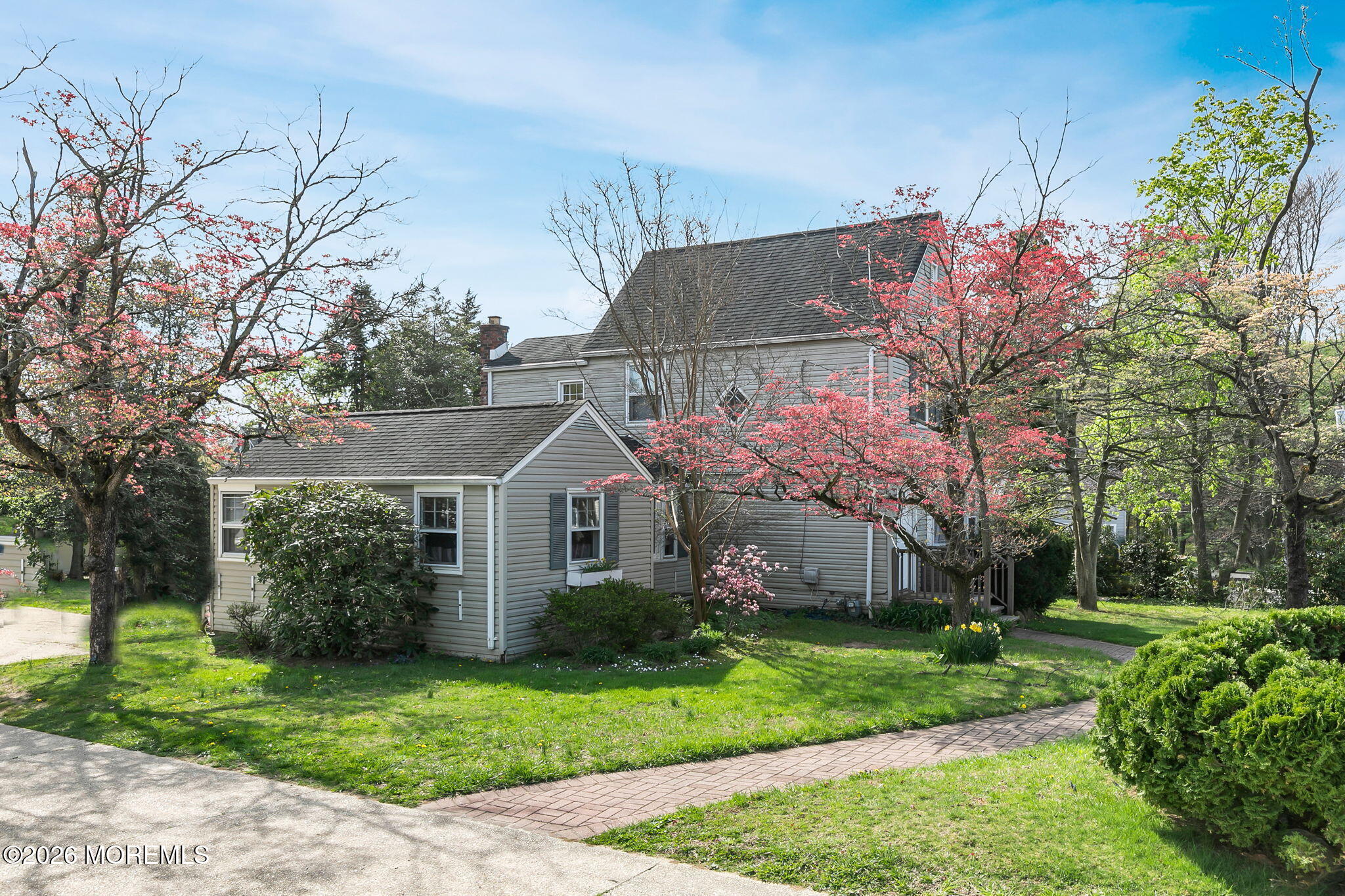 677 Locust Point Road Atlantic Highlands, NJ 07716 - Photo 2 of 17 front ext1