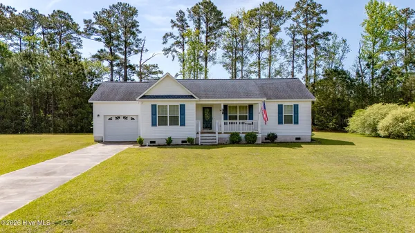 $279,900 | 452 Woodland Drive, Swansboro, NC 28584