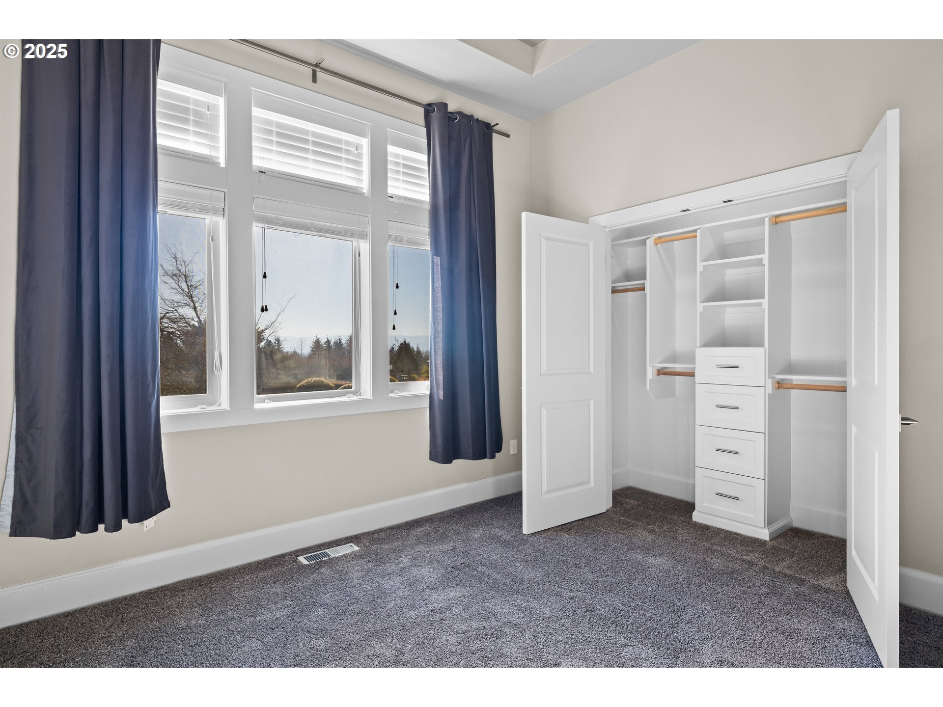 9446 Southwest Inverness Way Beaverton, OR 97007 - Photo 18 of 47