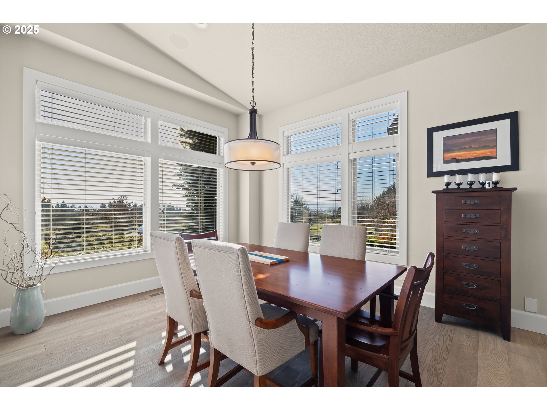 9446 Southwest Inverness Way Beaverton, OR 97007 - Photo 24 of 47