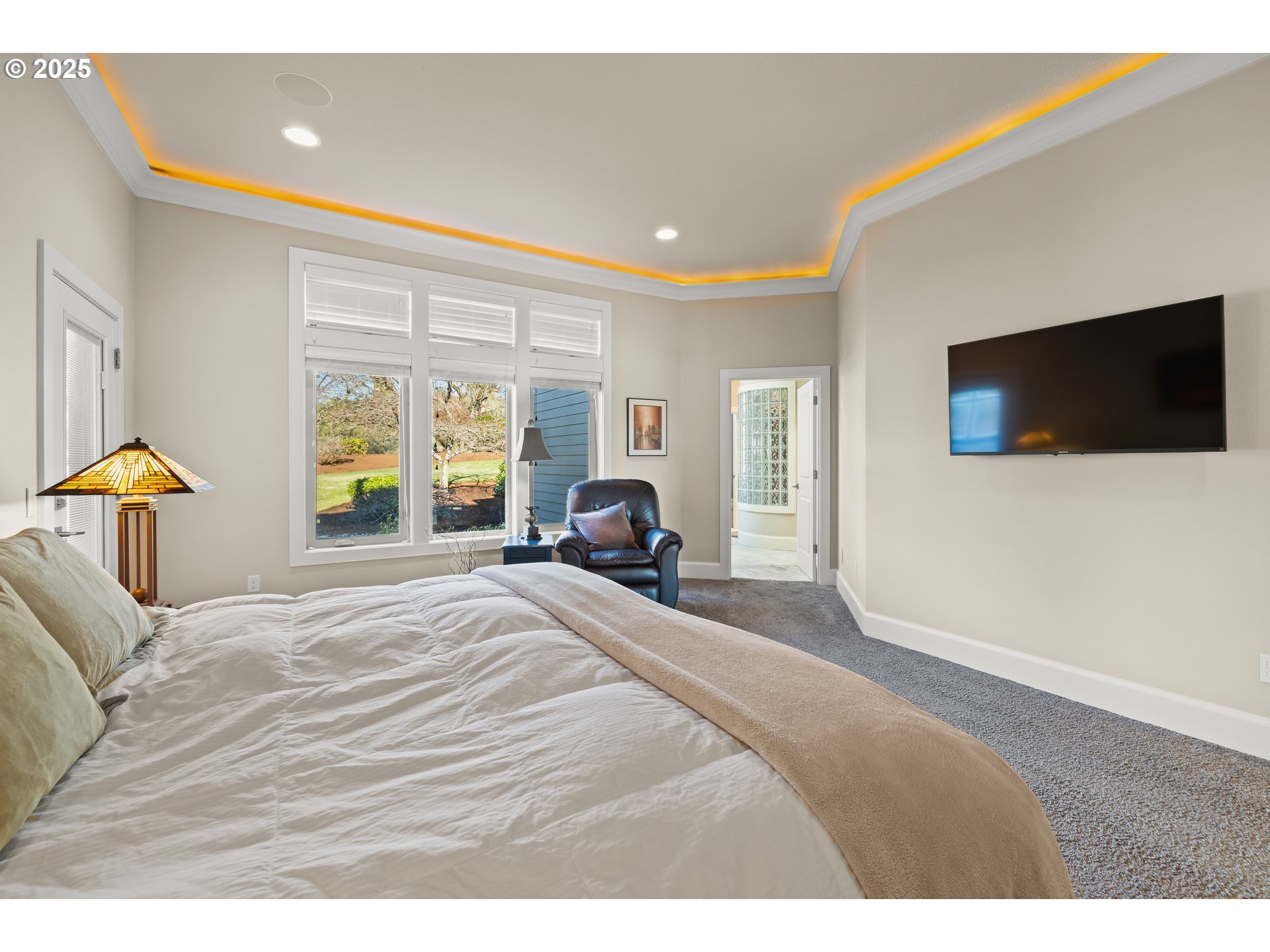 9446 Southwest Inverness Way Beaverton, OR 97007 - Photo 9 of 47