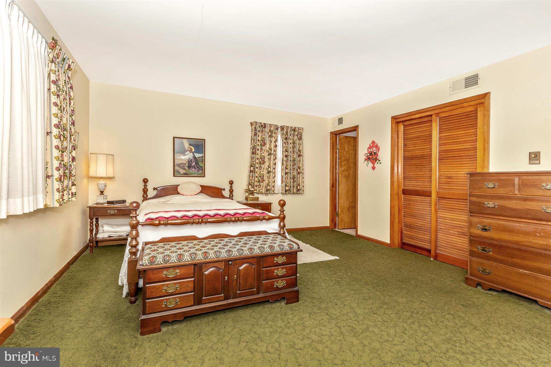 323 Roberts Mill Road Taneytown, MD 21787 - Photo 22 of 30 Bedroom