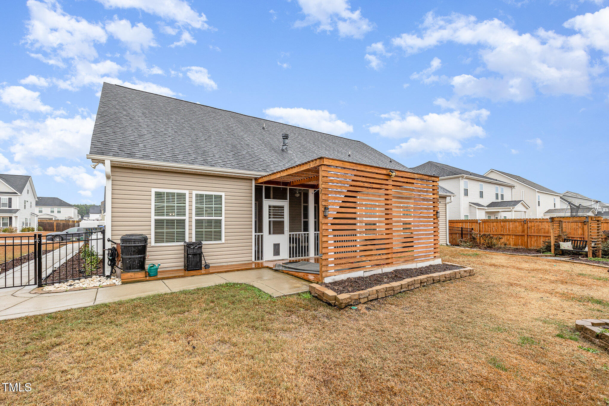 263 Pendleton Street Raeford, NC 28376 - Photo 34 of 41 007_file_117