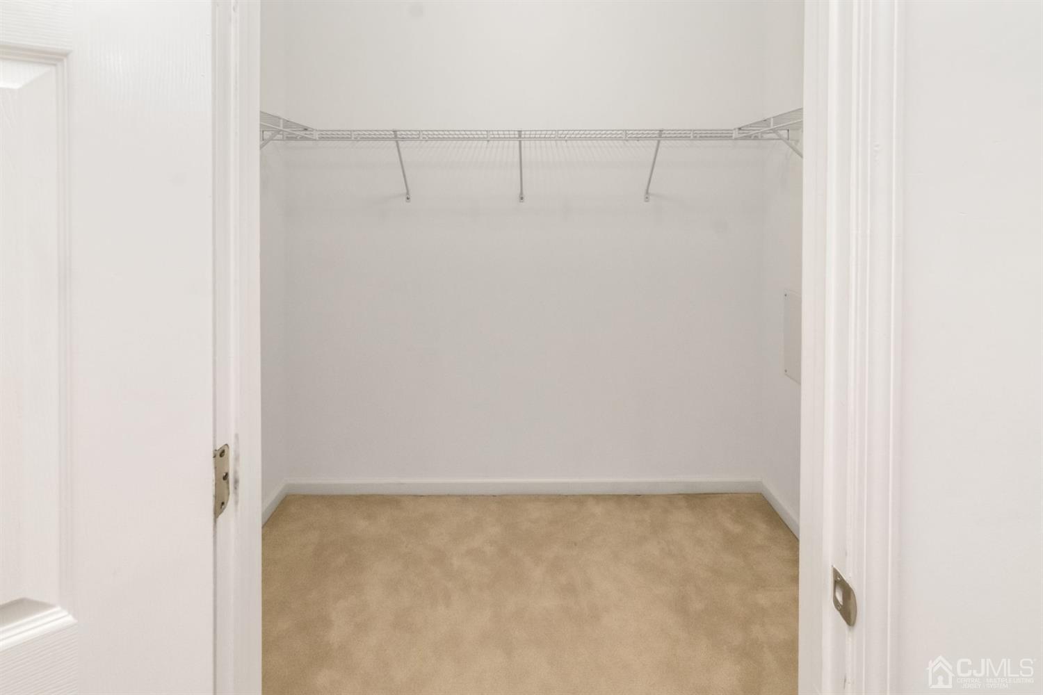 368 Rector Street, Unit 422 Perth Amboy, NJ 08861 - Photo 14 of 17 a view of small space