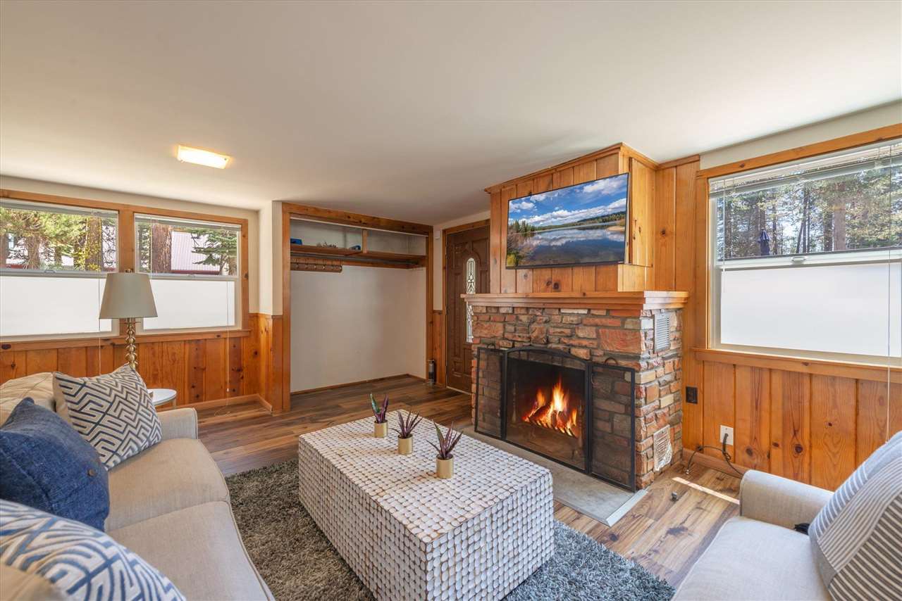 21180 Donner Pass Road Soda Springs, CA 95728 - Photo 5 of 21 Gallery Image 5