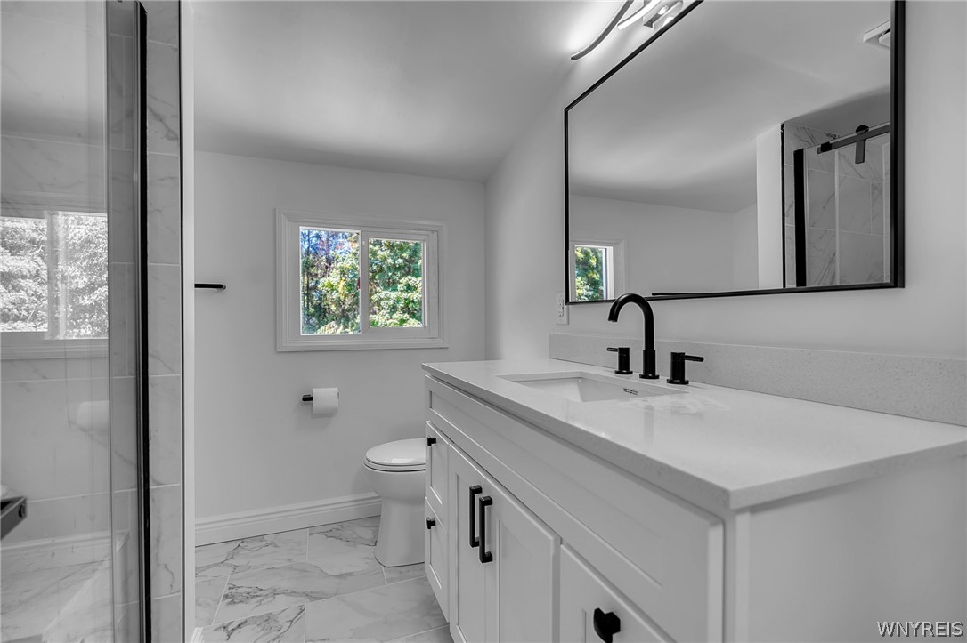 4620 Ransom Road Clarence, NY 14031 - Photo 36 of 50 2nd Floor Full Bath