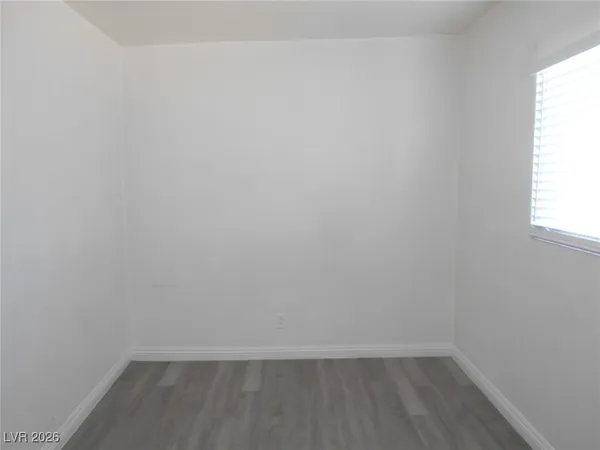 $1,700 | 2137 East St Louis Avenue, Las Vegas, NV 89104