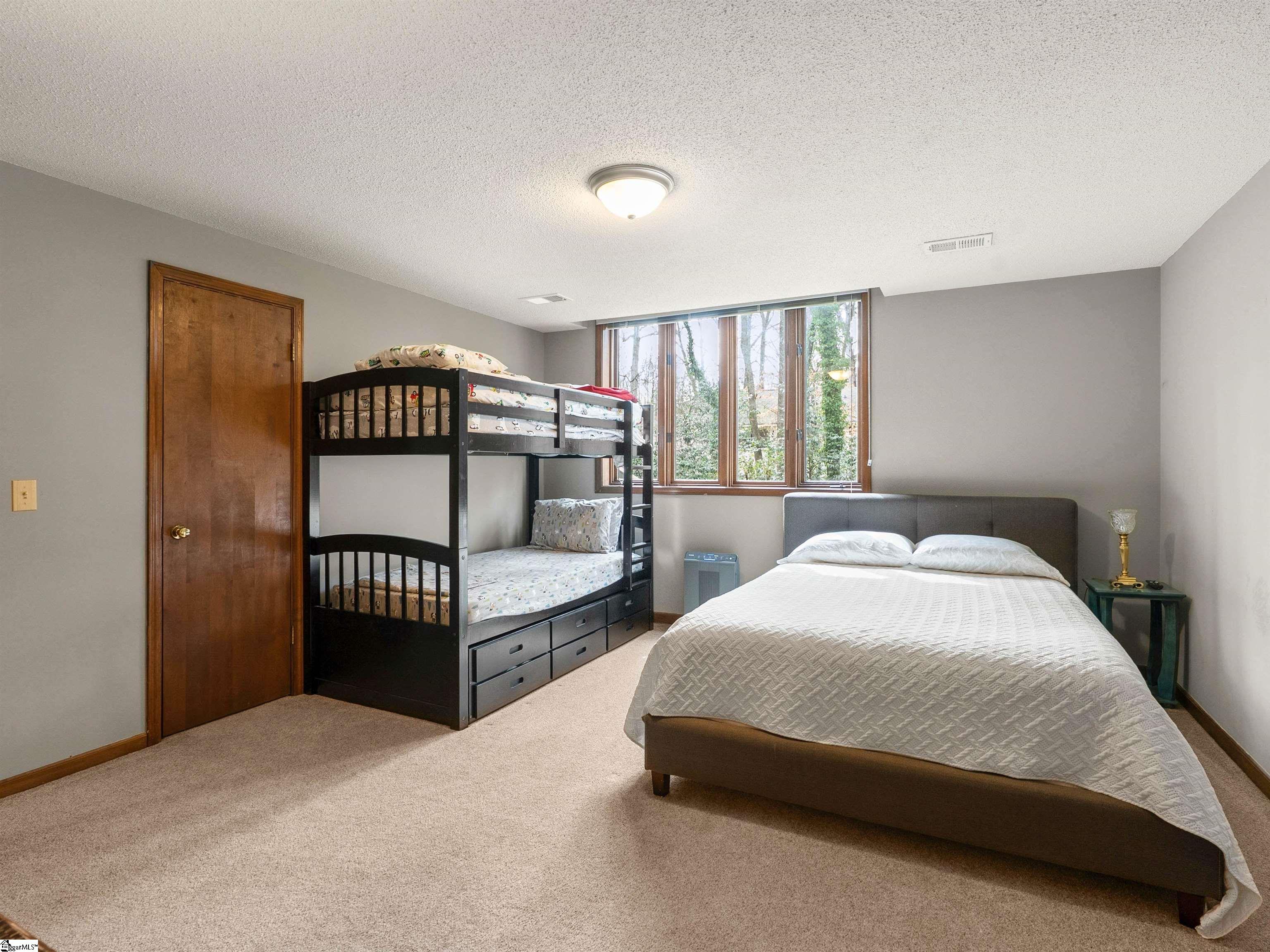 208 Overcreek Road Greenville, SC 29607 - Photo 27 of 42