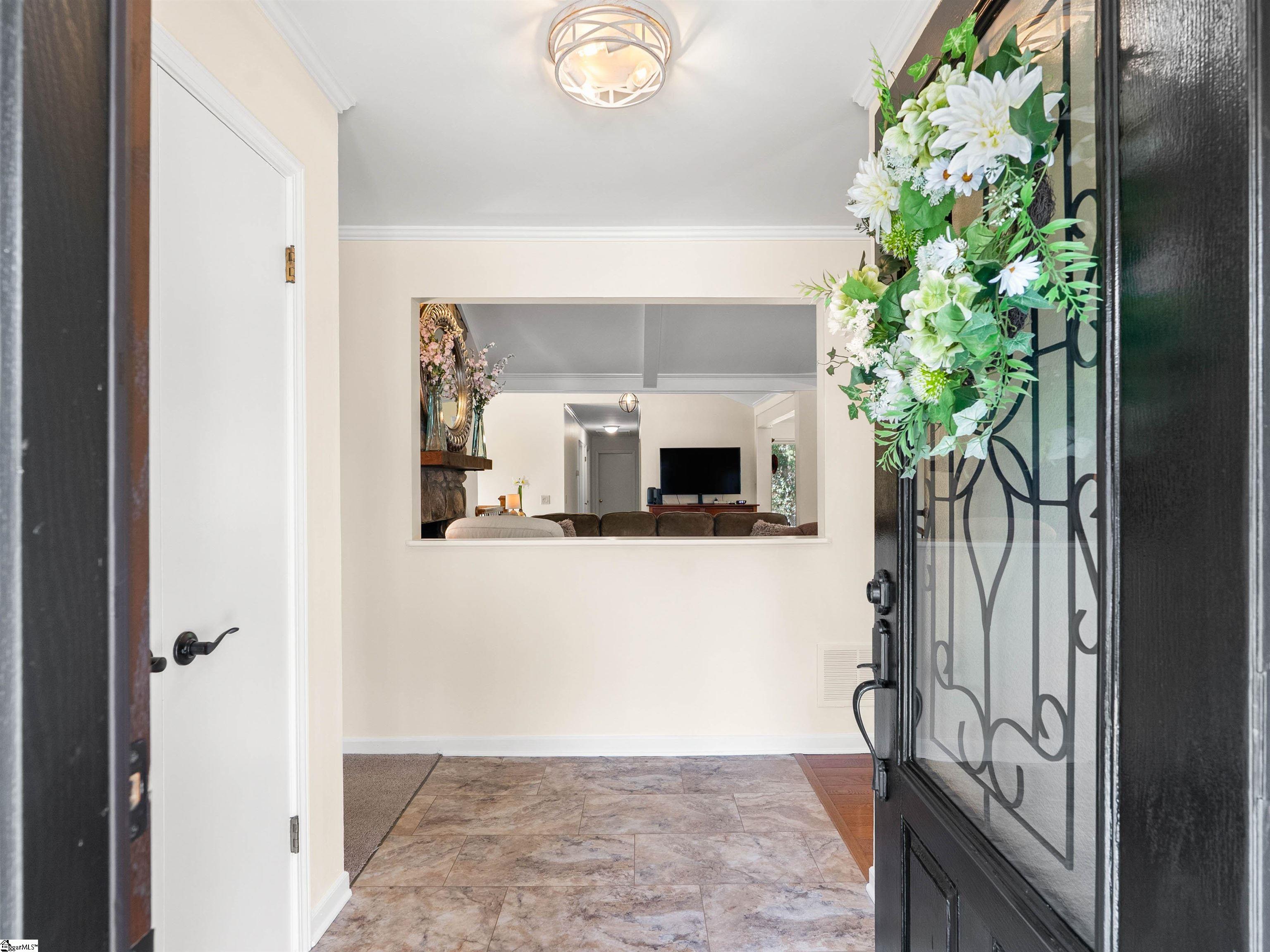 208 Overcreek Road Greenville, SC 29607 - Photo 3 of 42