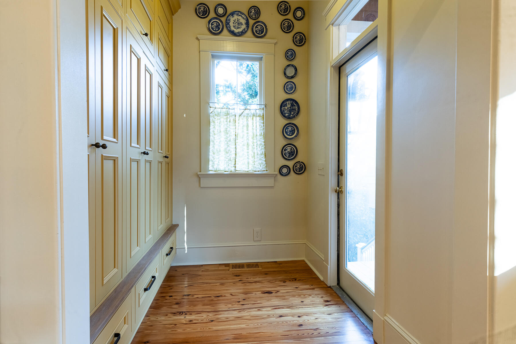 173 Tradd Street Charleston, SC 29401 - Photo 49 of 111 JW-89