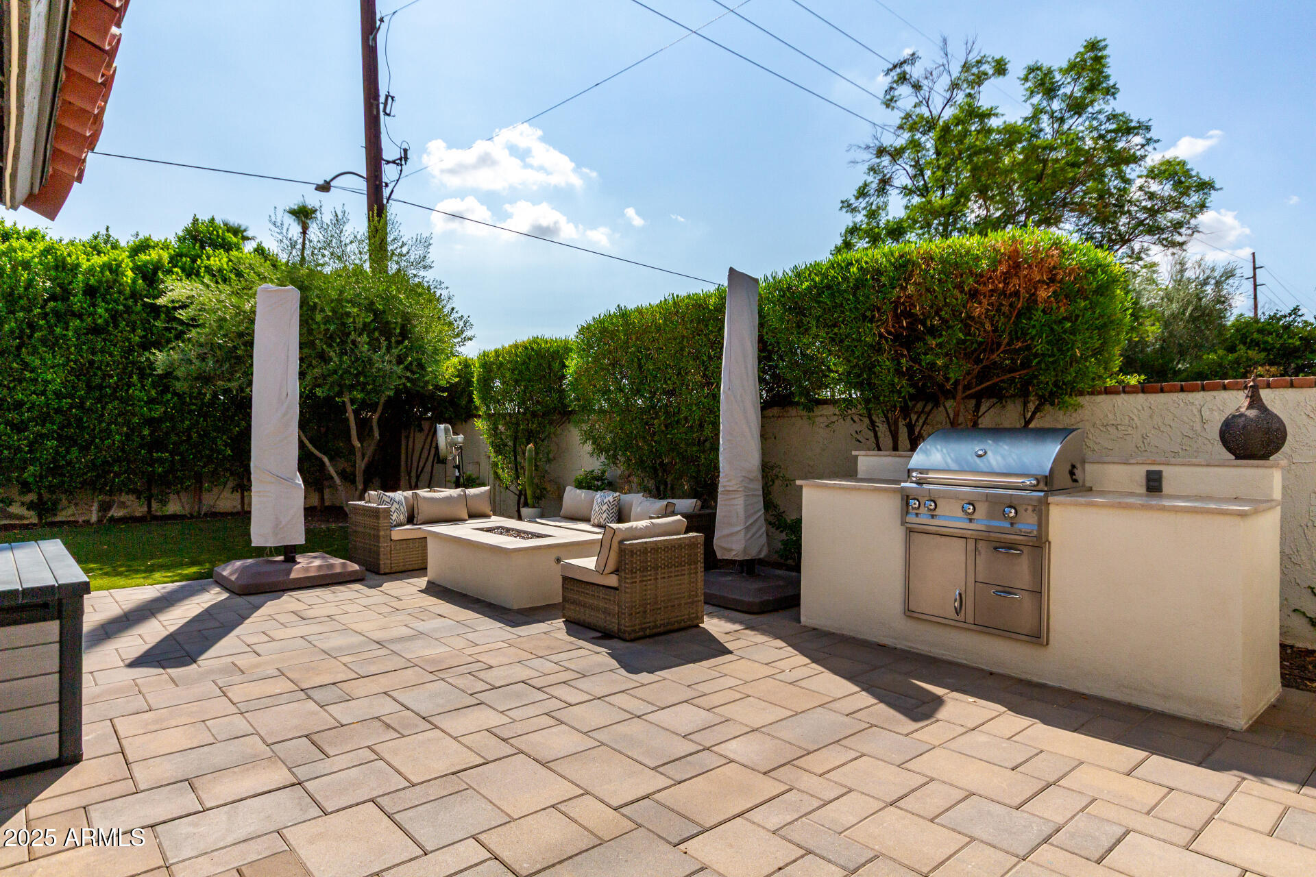 5724 North Scottsdale Road Paradise Valley, AZ 85253 - Photo 25 of 32 backyard