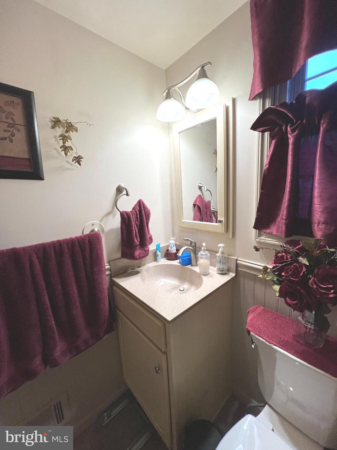 235 Ridge Avenue Middletown, PA 17057 - Photo 17 of 34 Gallery Image 17