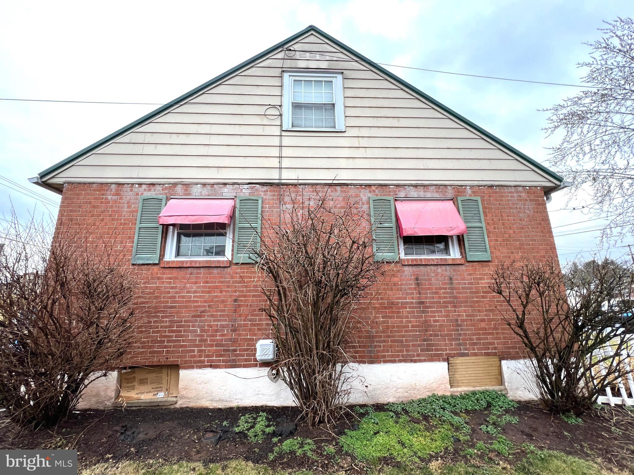 235 Ridge Avenue Middletown, PA 17057 - Photo 3 of 34 Gallery Image 3