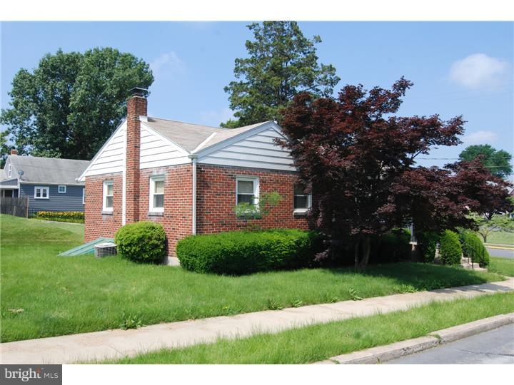 1208 Liberty Avenue Reading, PA 19607 - Photo 3 of 14