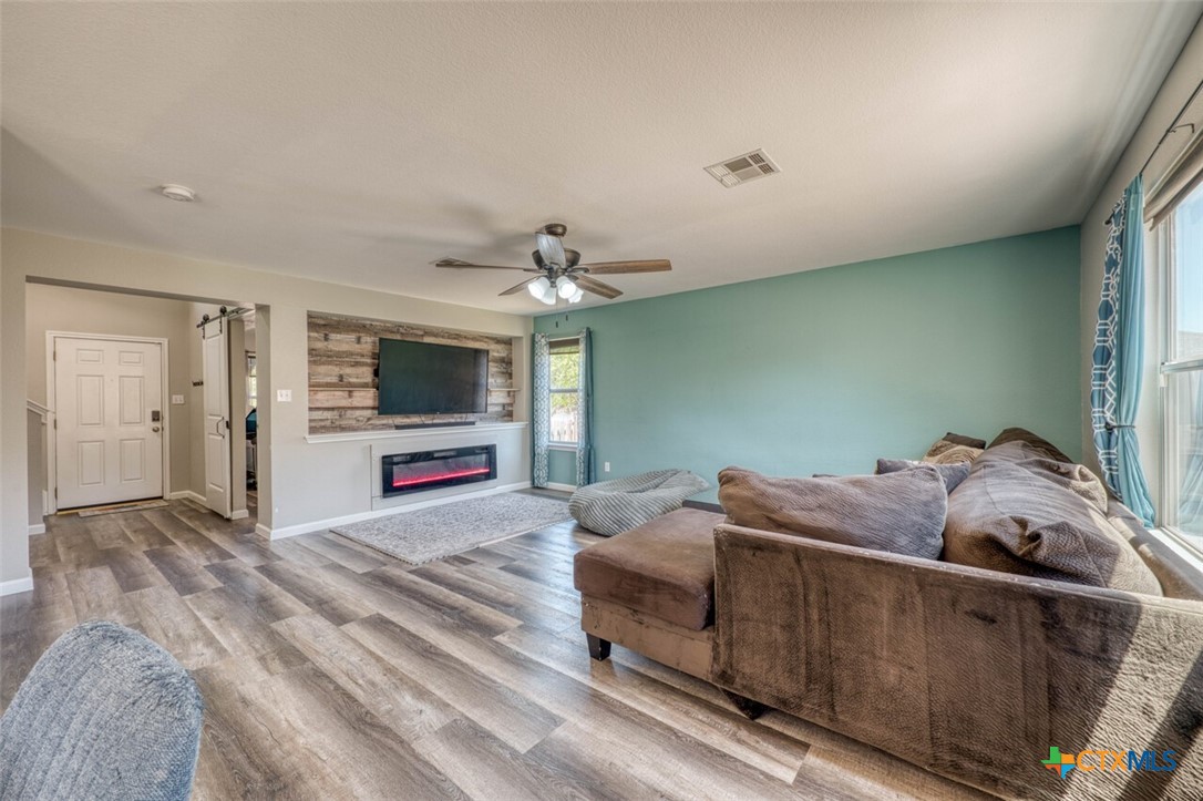 136 Dandelion Loop Kyle, TX 78640 - Photo 8 of 44