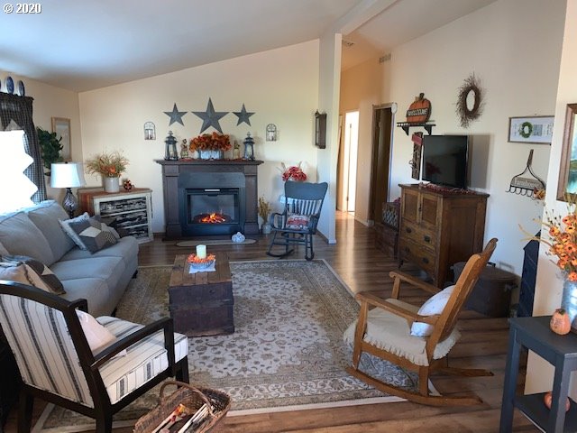 2769 Maia Loop Springfield, OR 97477 - Photo 3 of 19