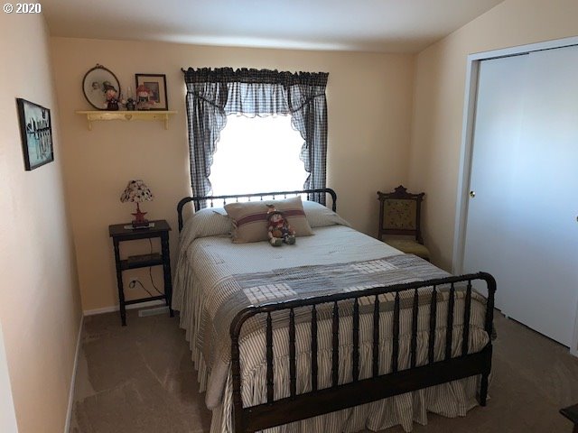 2769 Maia Loop Springfield, OR 97477 - Photo 7 of 19