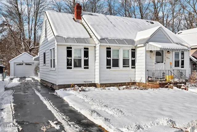 $235,000 | 1034 Wallace Avenue, Rotterdam, NY 12306