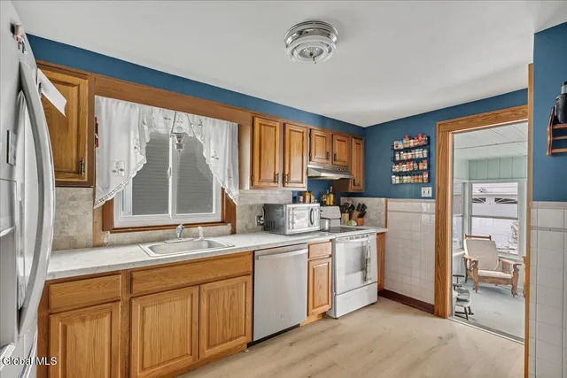 $235,000 | 1034 Wallace Avenue, Rotterdam, NY 12306