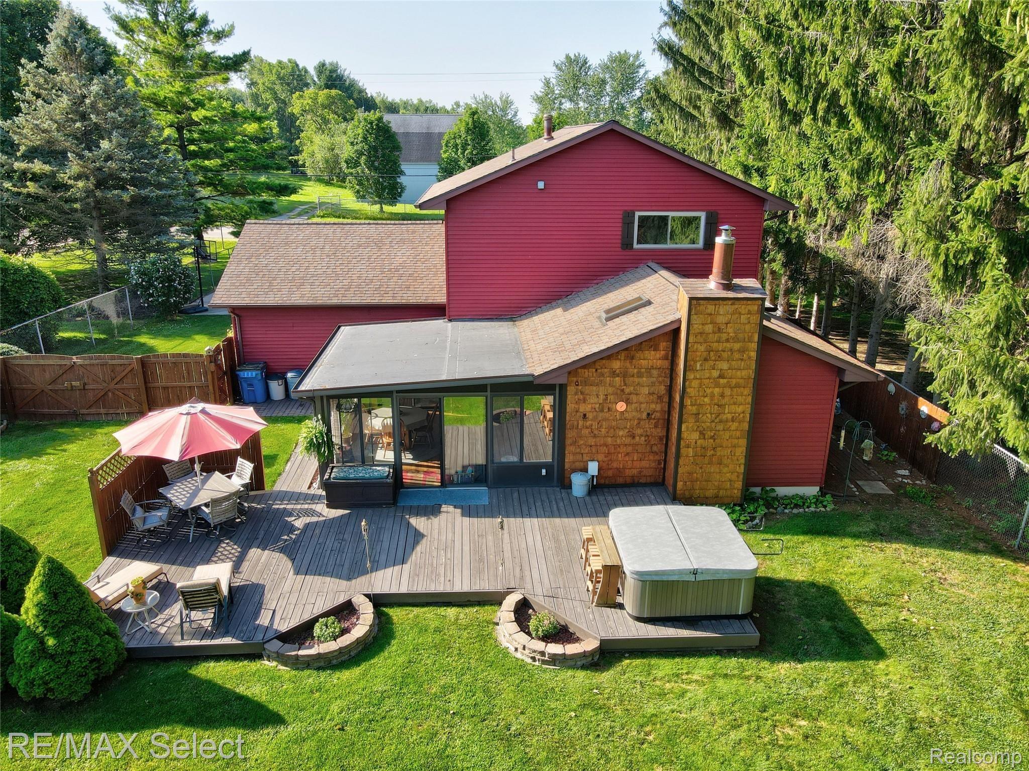 2062 Reid Road Flint, MI 48507 - Photo 10 of 74 2062 W Reid Road 10.jpg