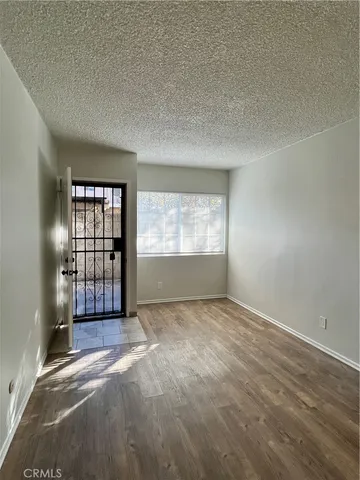 $1,725 | 12701 Cranbrook Avenue, Unit C, Hawthorne, CA 90250
