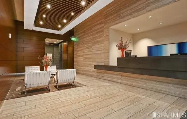 $7,500 | 301 Mission Street, Unit 801, San Francisco, CA 94105