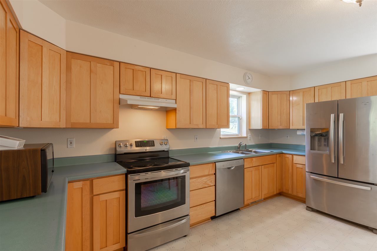 34919 North Conklin Road Elk, WA 99009 - Photo 7 of 20