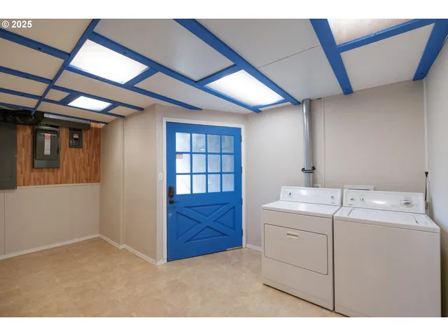 $800,000 | 1100 Northwest Dixon Street, Corvallis, OR 97330