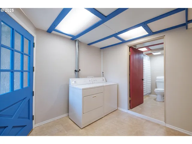 $800,000 | 1100 Northwest Dixon Street, Corvallis, OR 97330