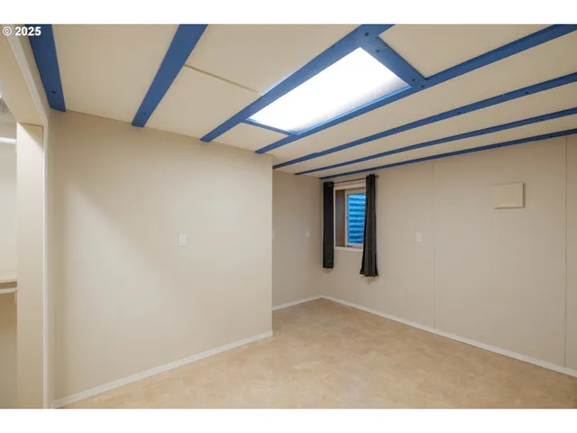 $800,000 | 1100 Northwest Dixon Street, Corvallis, OR 97330