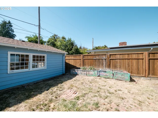 $800,000 | 1100 Northwest Dixon Street, Corvallis, OR 97330