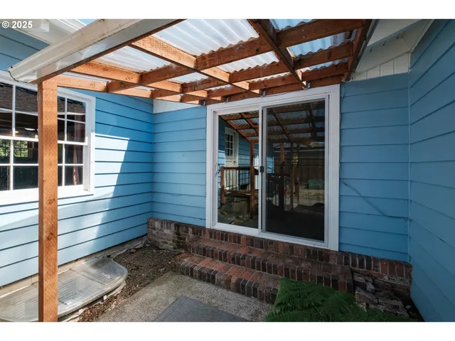 $800,000 | 1100 Northwest Dixon Street, Corvallis, OR 97330