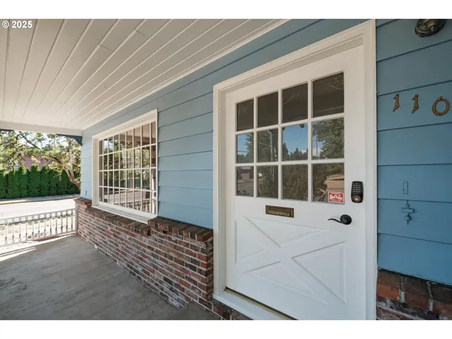 $800,000 | 1100 Northwest Dixon Street, Corvallis, OR 97330