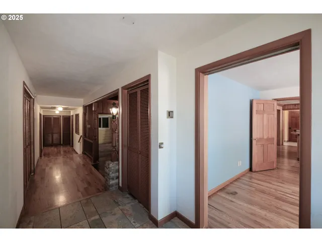 $800,000 | 1100 Northwest Dixon Street, Corvallis, OR 97330