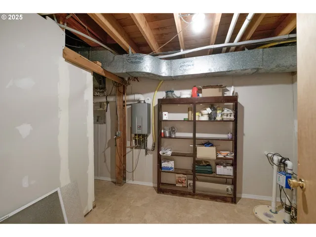 $800,000 | 1100 Northwest Dixon Street, Corvallis, OR 97330