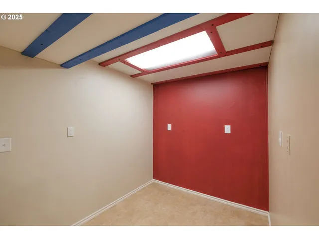 $800,000 | 1100 Northwest Dixon Street, Corvallis, OR 97330