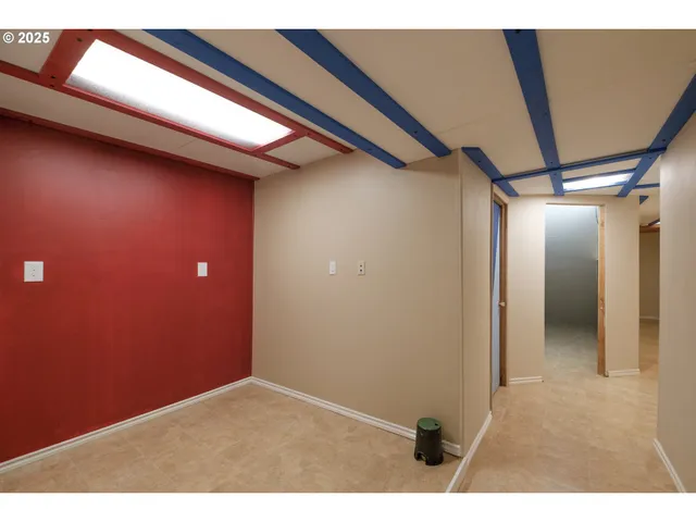 $800,000 | 1100 Northwest Dixon Street, Corvallis, OR 97330