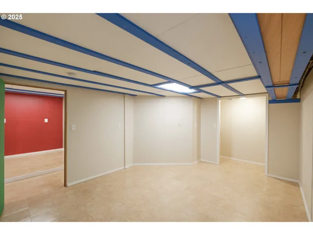 $800,000 | 1100 Northwest Dixon Street, Corvallis, OR 97330