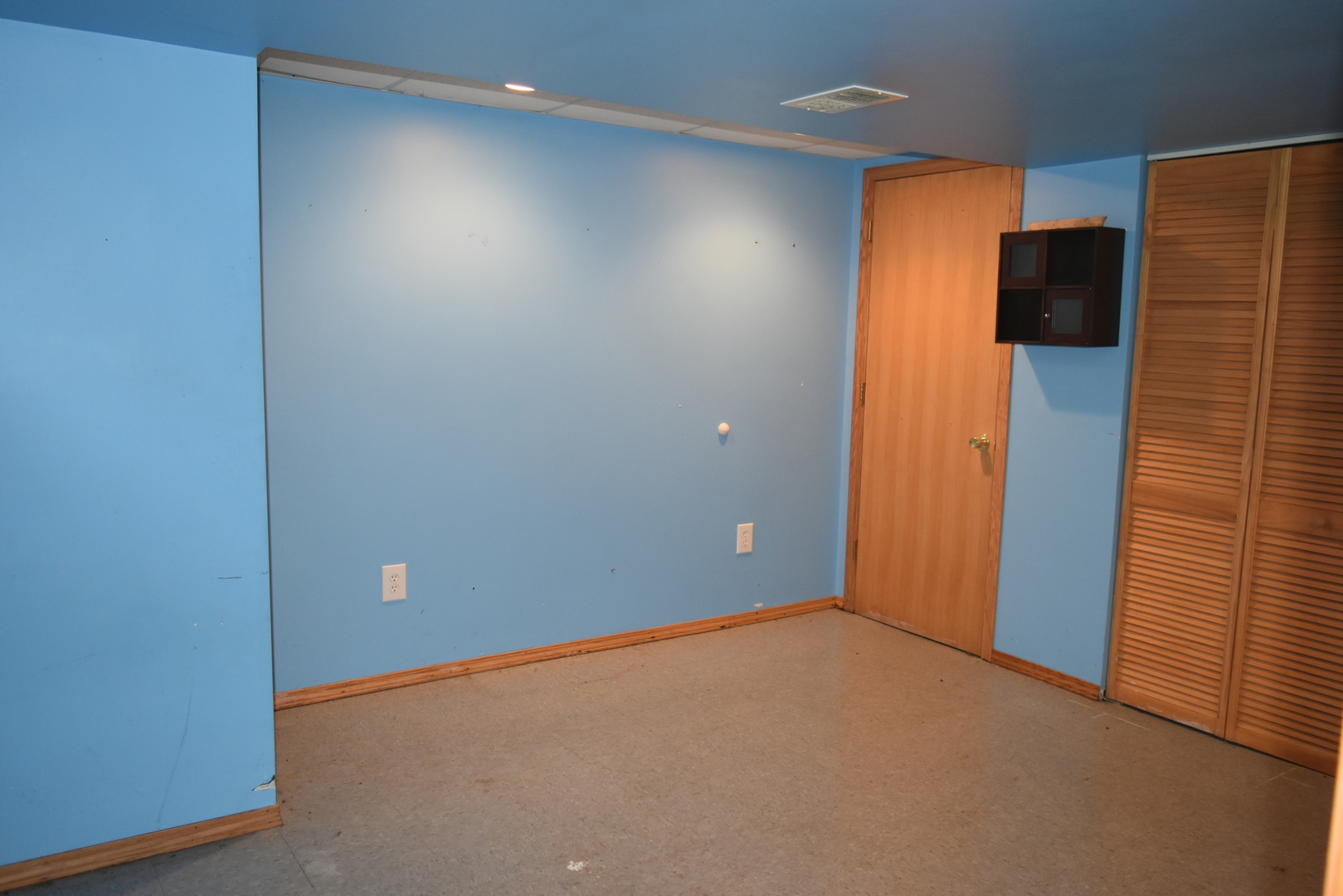 633 Gavin Avenue Romeoville, IL 60446 - Photo 25 of 33 a view of an empty room