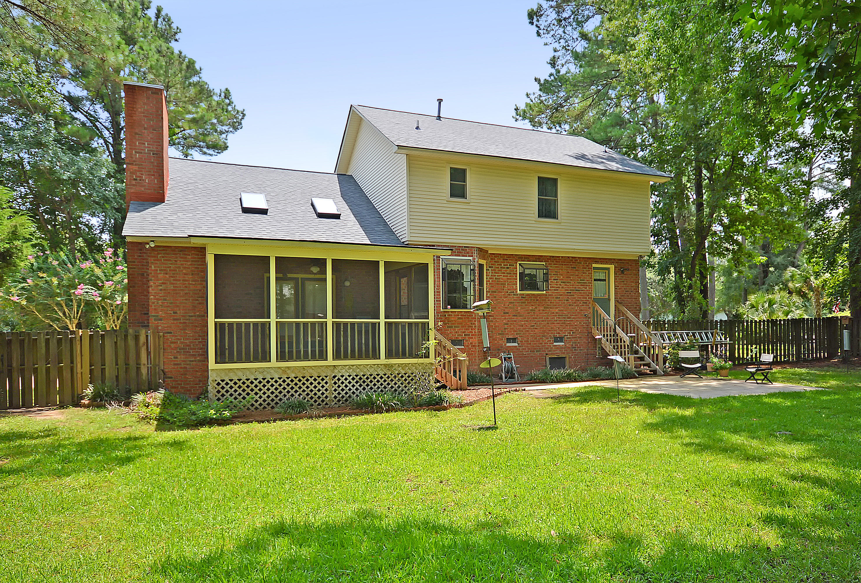 2362 Rice Pond Road Charleston, SC 29414 - Photo 15 of 33 Back