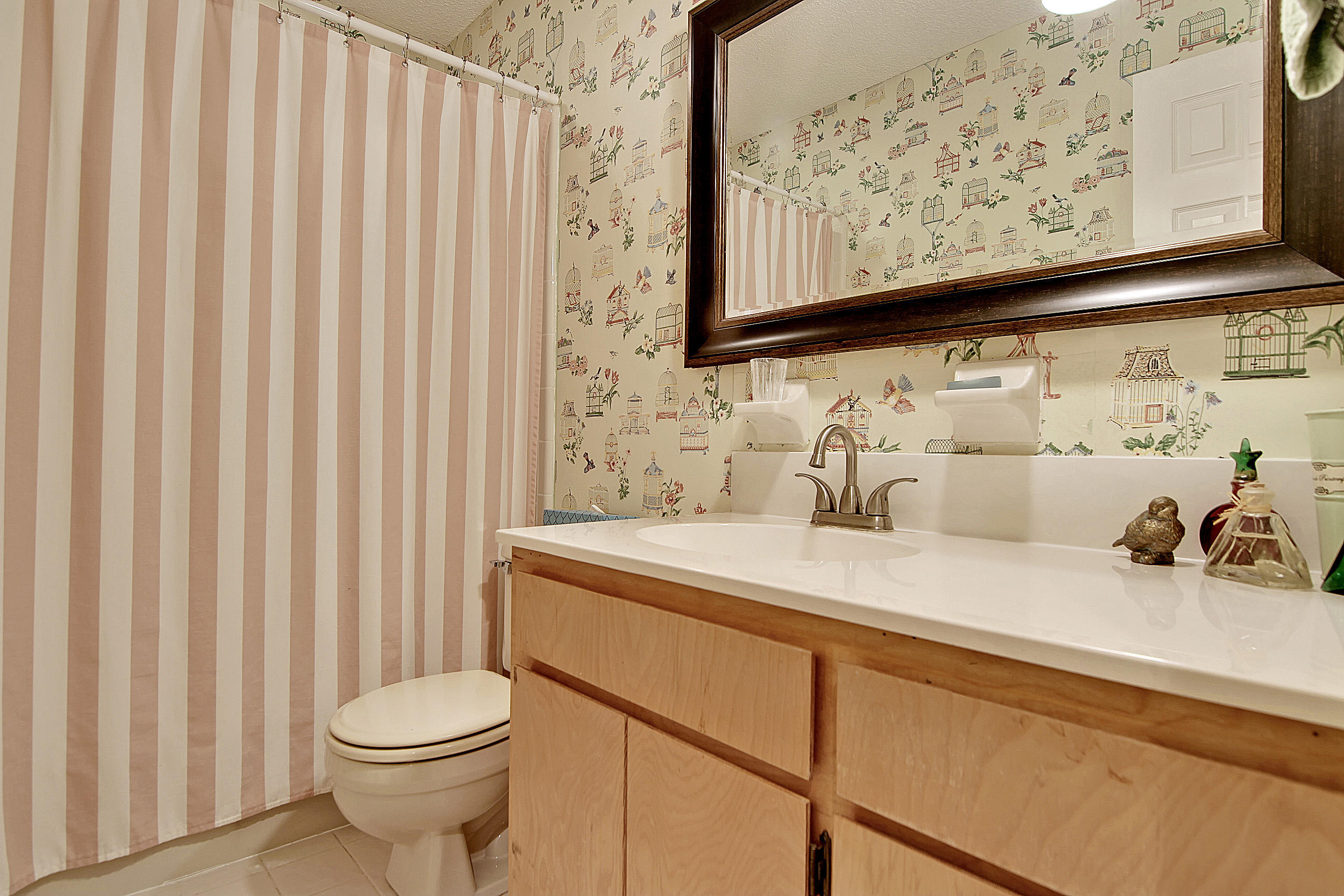 2362 Rice Pond Road Charleston, SC 29414 - Photo 24 of 33 Bathroom