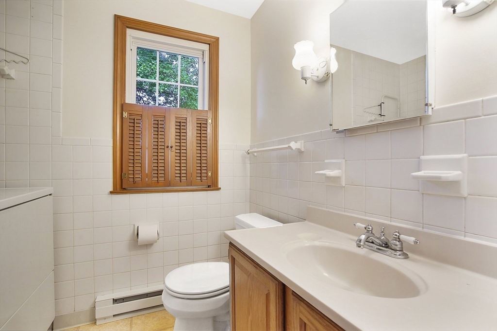 35 Butternut Hollow Road West Springfield, MA 01089 - Photo 19 of 34 Gallery Image 19