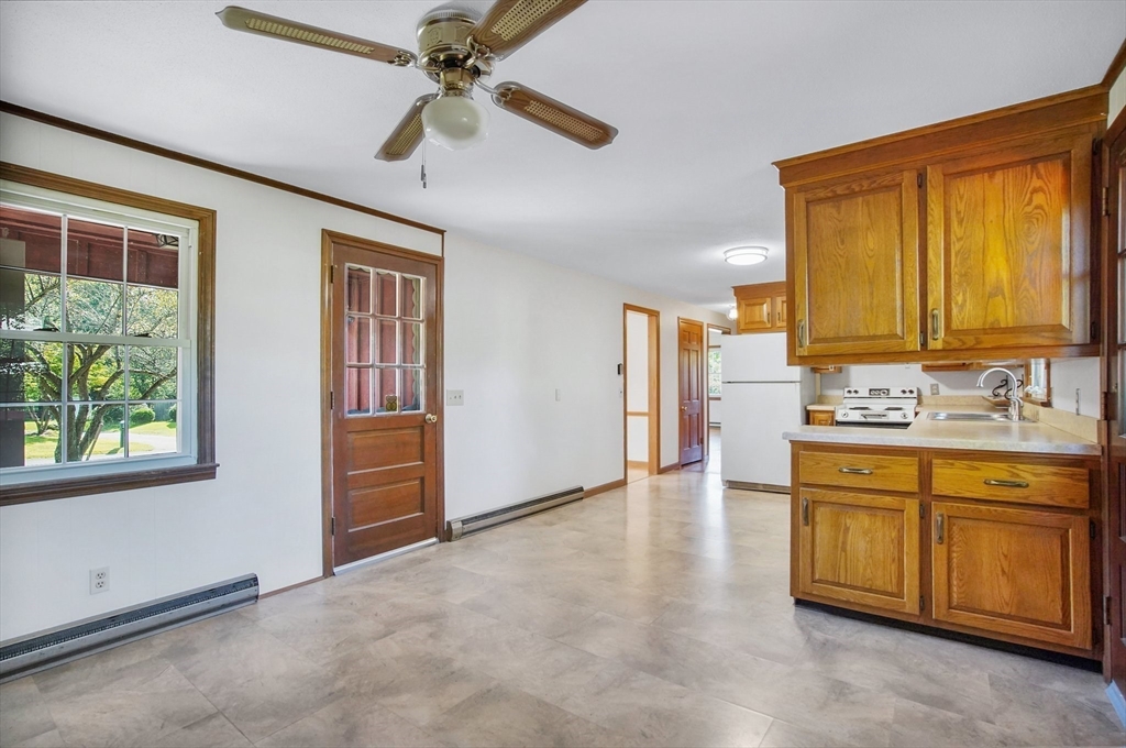 35 Butternut Hollow Road West Springfield, MA 01089 - Photo 5 of 34 Gallery Image 5