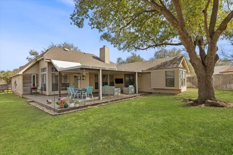 $389,900 | 701 South Stuart Cove, Leander, TX 78641